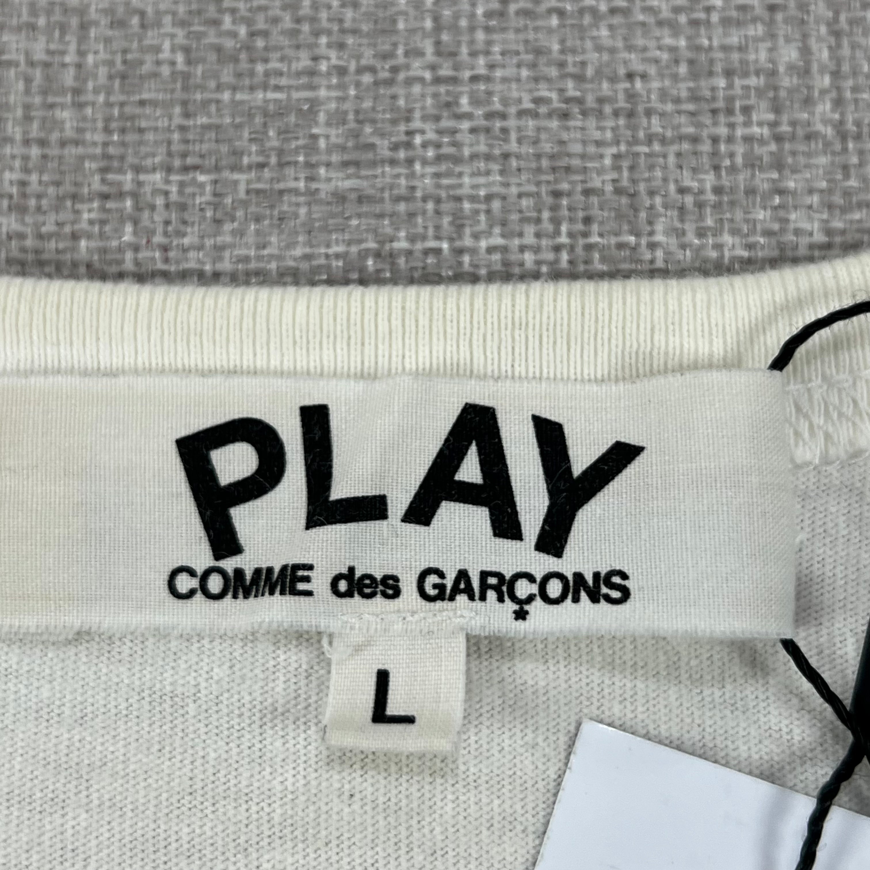 COMME DES GARRCONS PLAY LARGE HEART LOGO