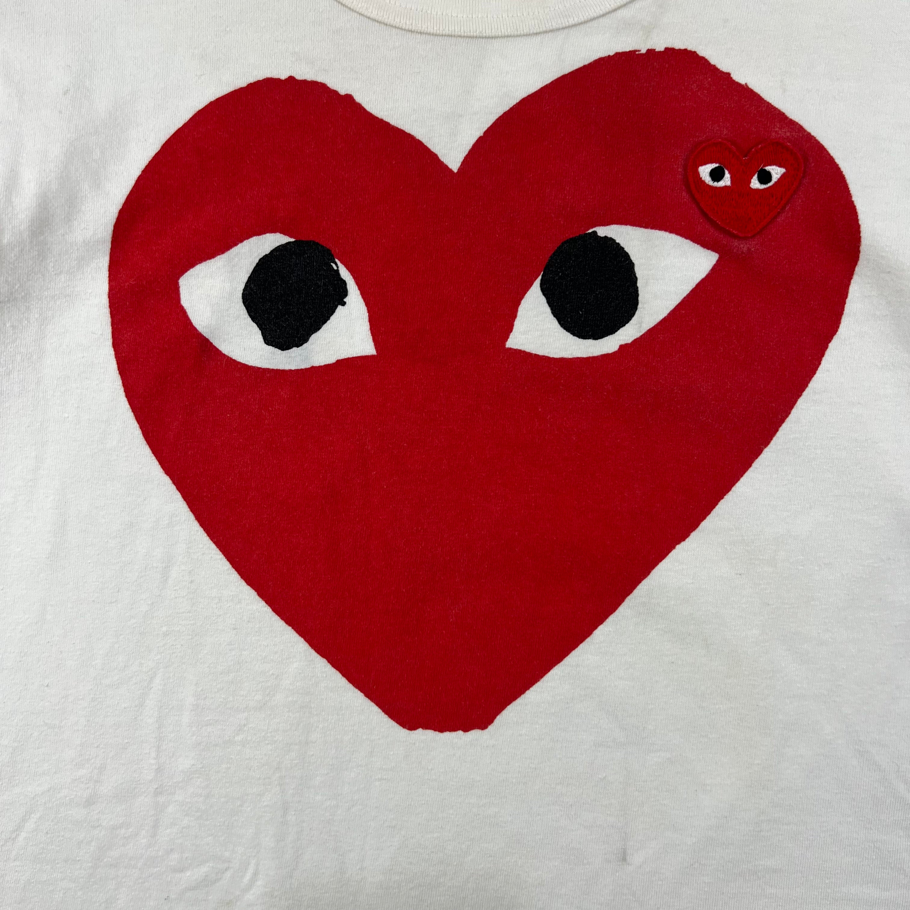 COMME DES GARRCONS PLAY LARGE HEART LOGO