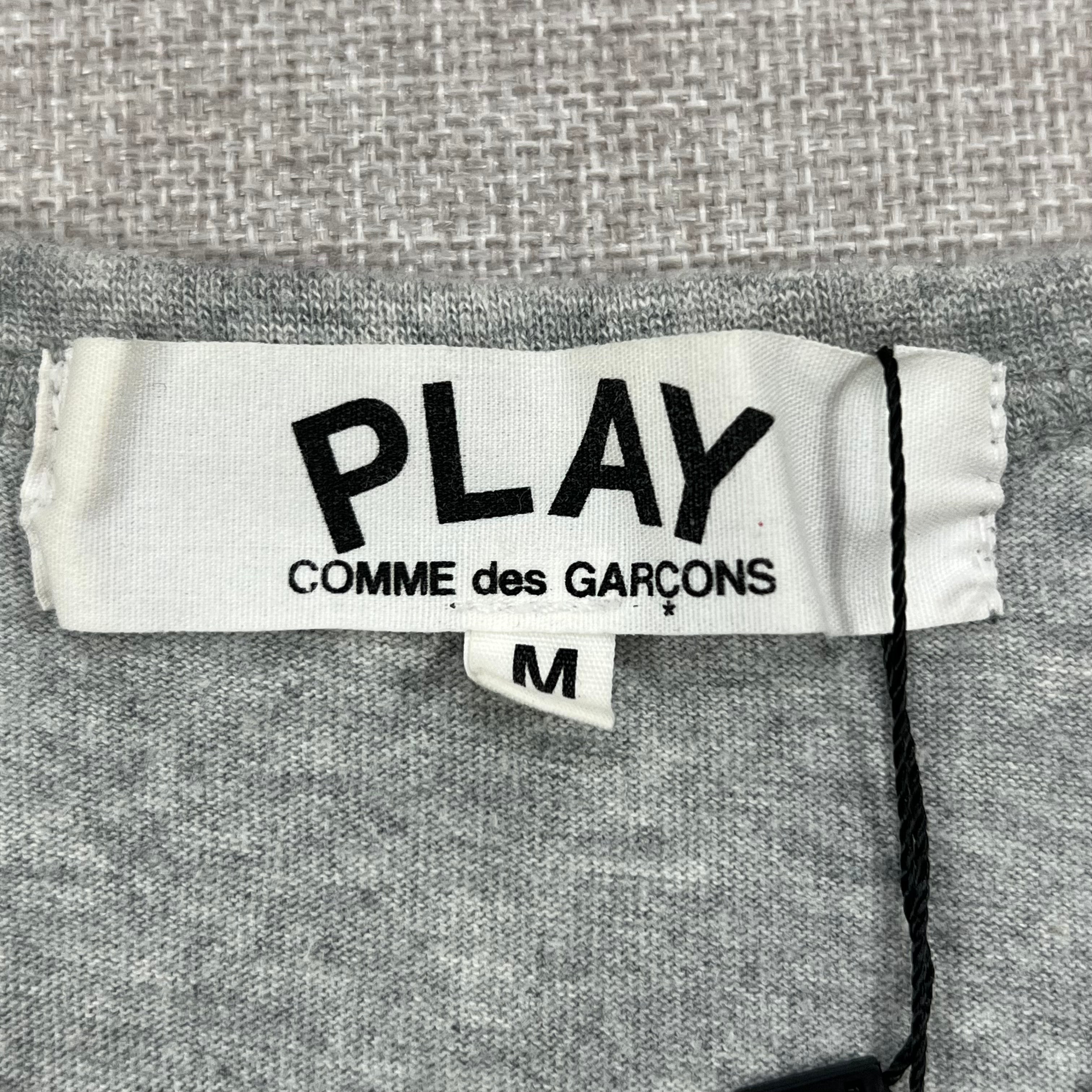 COMME DES GARCONS PLAY GREY LOGO PRINT TEE