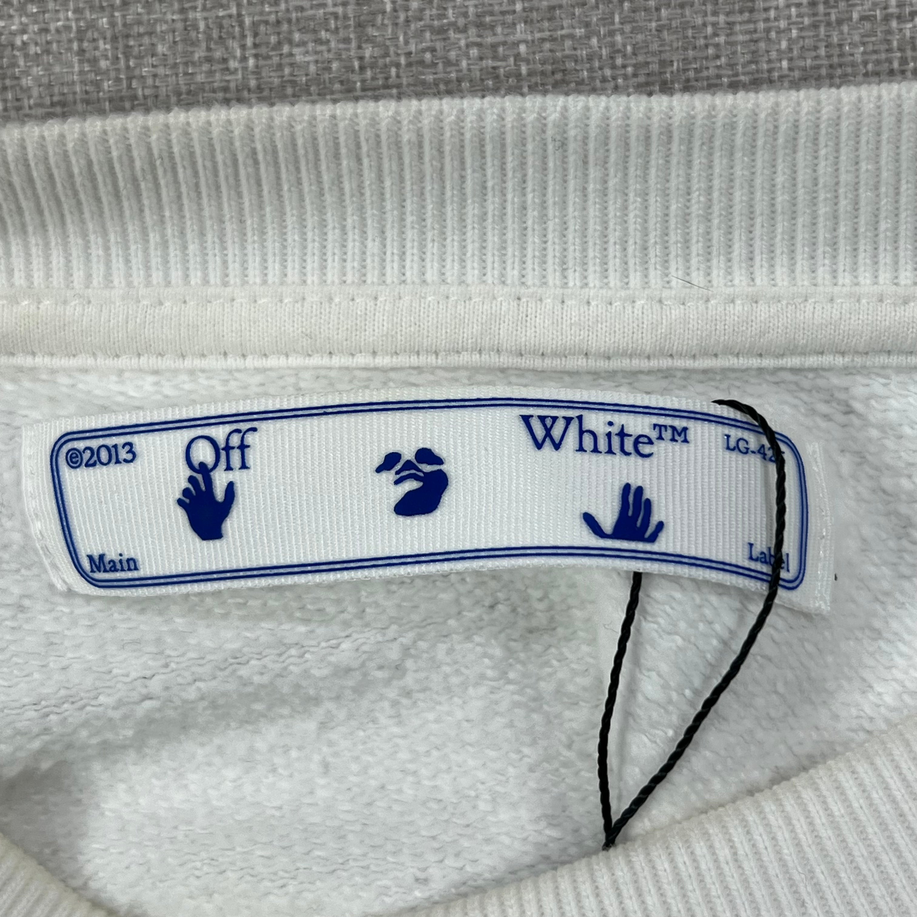 OFF-WHITE ARROWS SWEATSHIRT