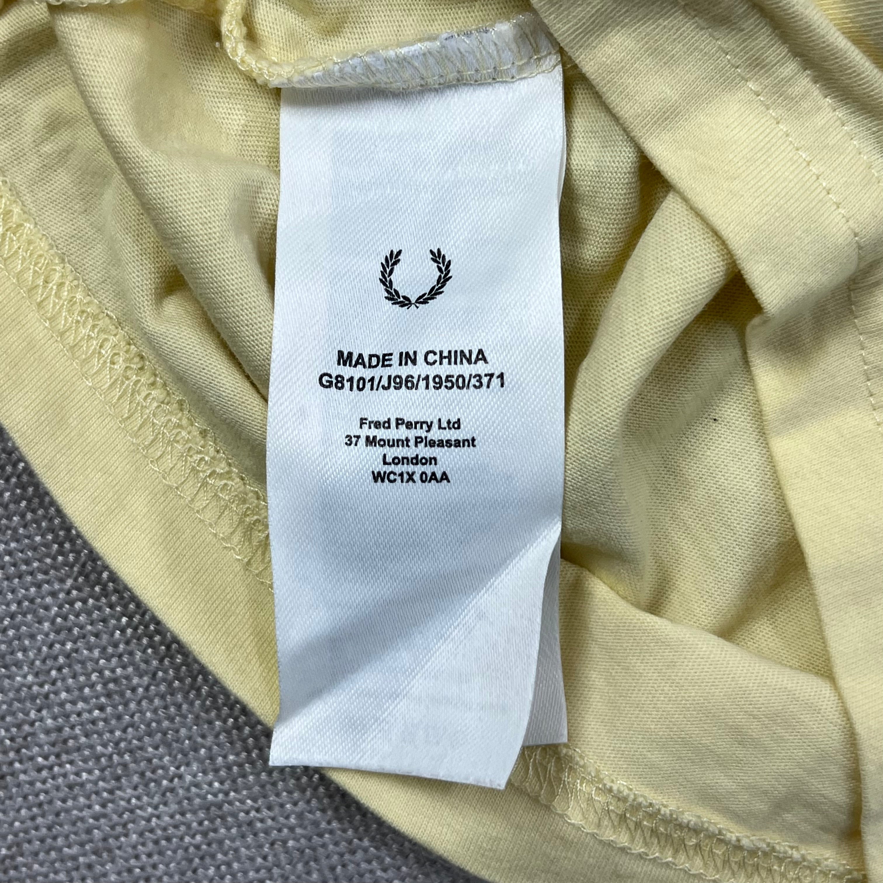 FRED PERRY TEE