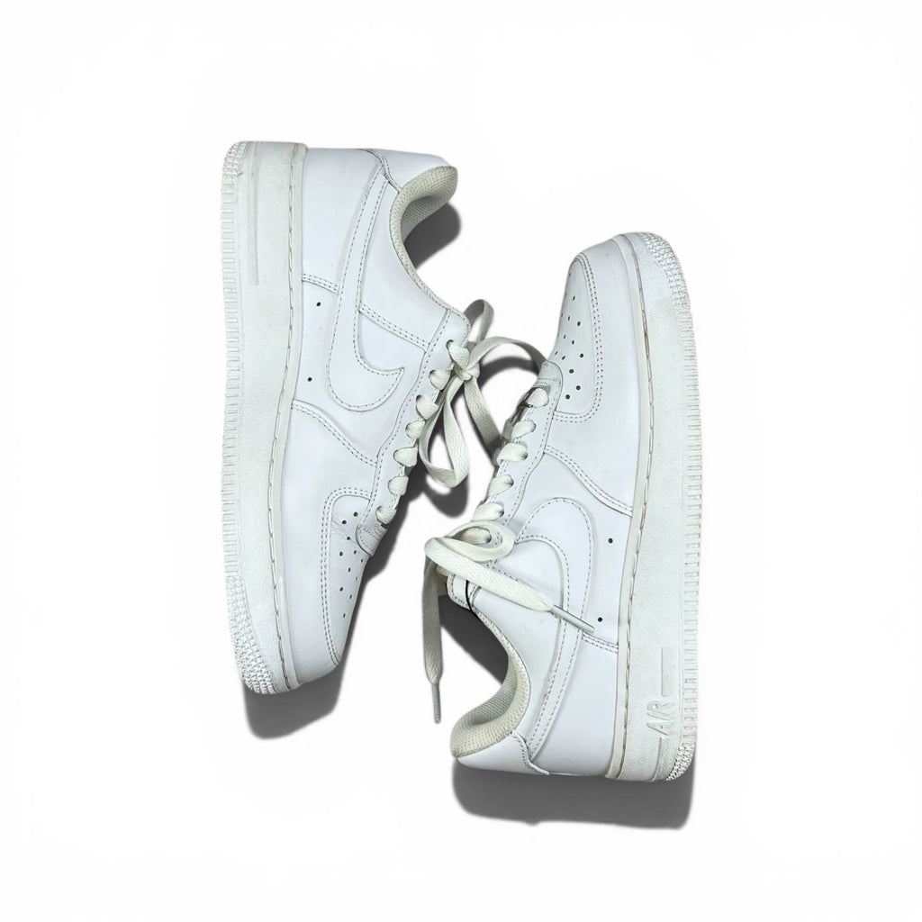 NIKE AIR FORCE 1 LOW TRIPLE WHITE