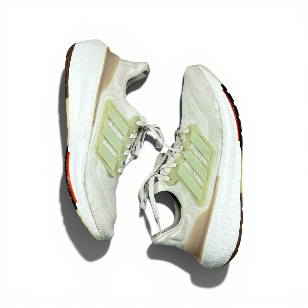 ADIDAS ULTRABOOST "NON-DYED"