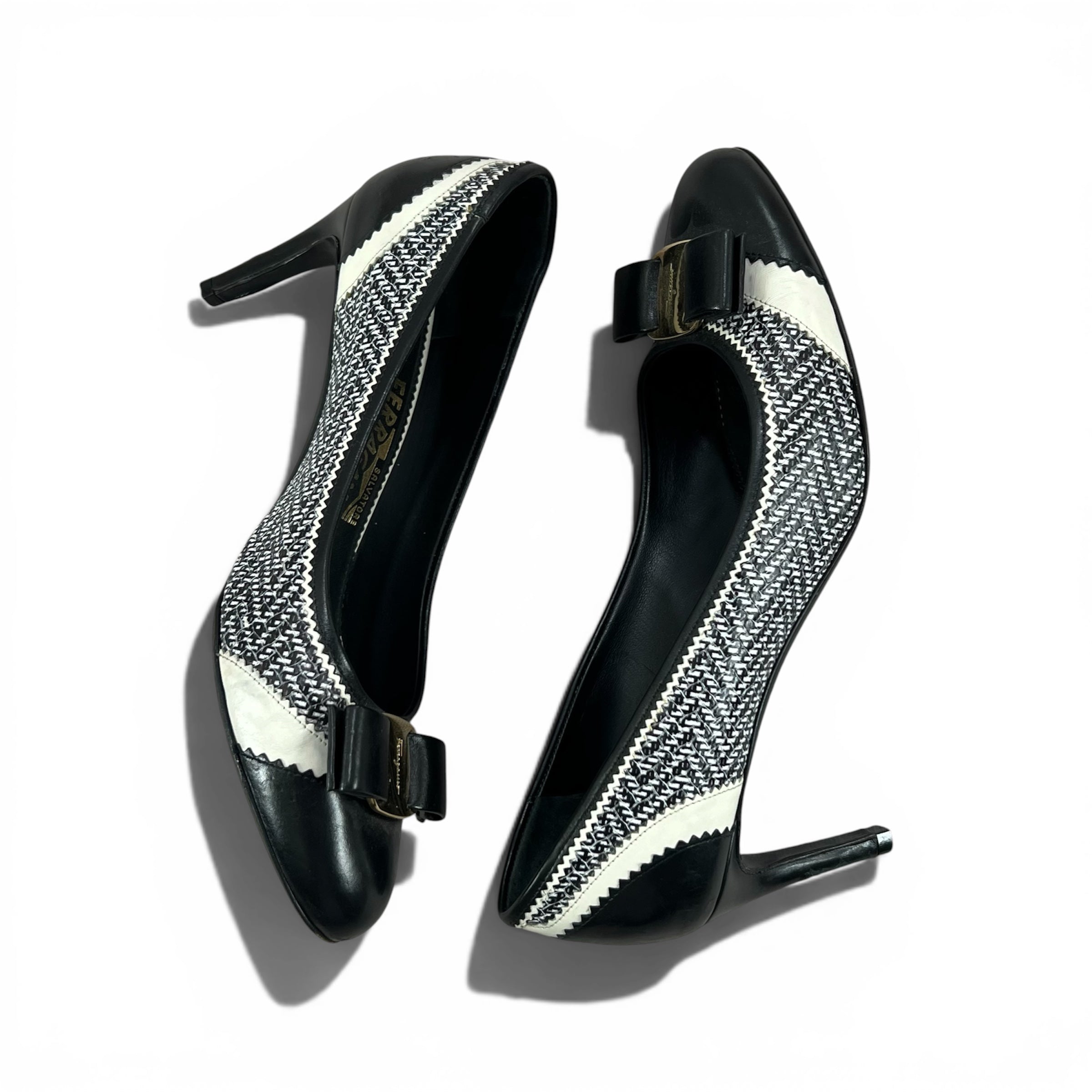 SALVATORE FERRAGAMO ELOISA PUMPS